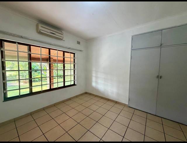 4 BEDROOM FREESTANDING TO LET IN MEER EN SEE